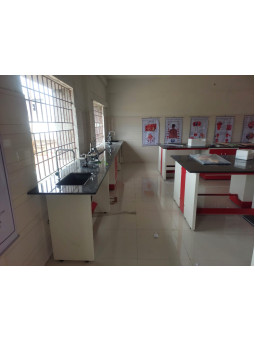 BIOLOGY PRACTICAL LABORATORY
